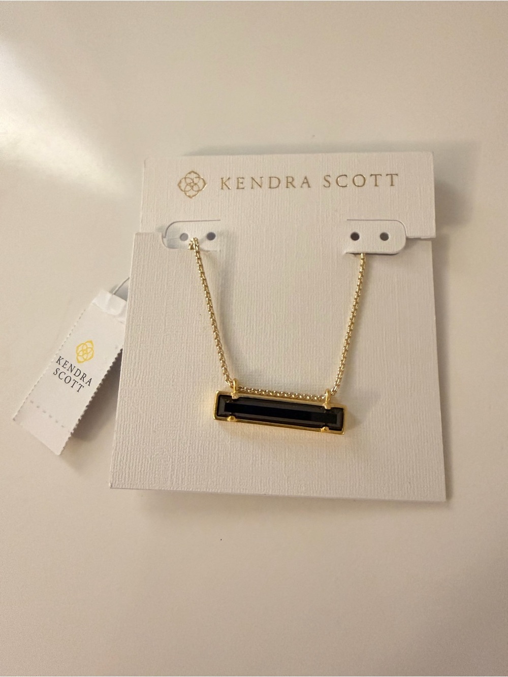NWT Kendra Scott Leanor Pendant in Gold with Black Glass